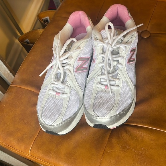 New Balance Shoes - New Balance 496 Women’s Walking Shoe
